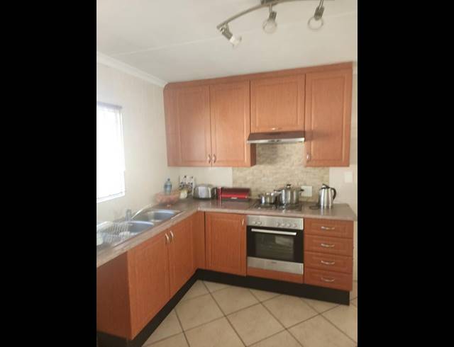 2 BEDROOM TOWNHOUSE FOR SALE IN ELANDSPARK